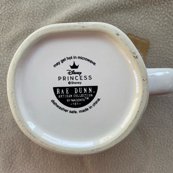 SOLD! Dunn Disney🏰Princess Artesian Collection”A Dream Come True!”Double Sided - Picture 5 of 10